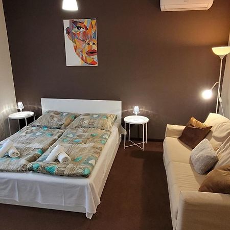Doris Apartments Siofok Bagian luar foto