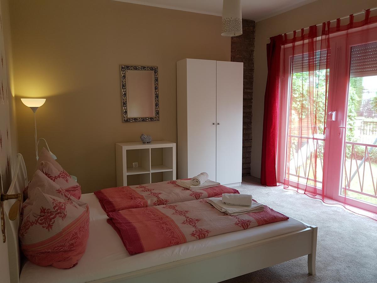 Doris Apartments Siofok Bagian luar foto