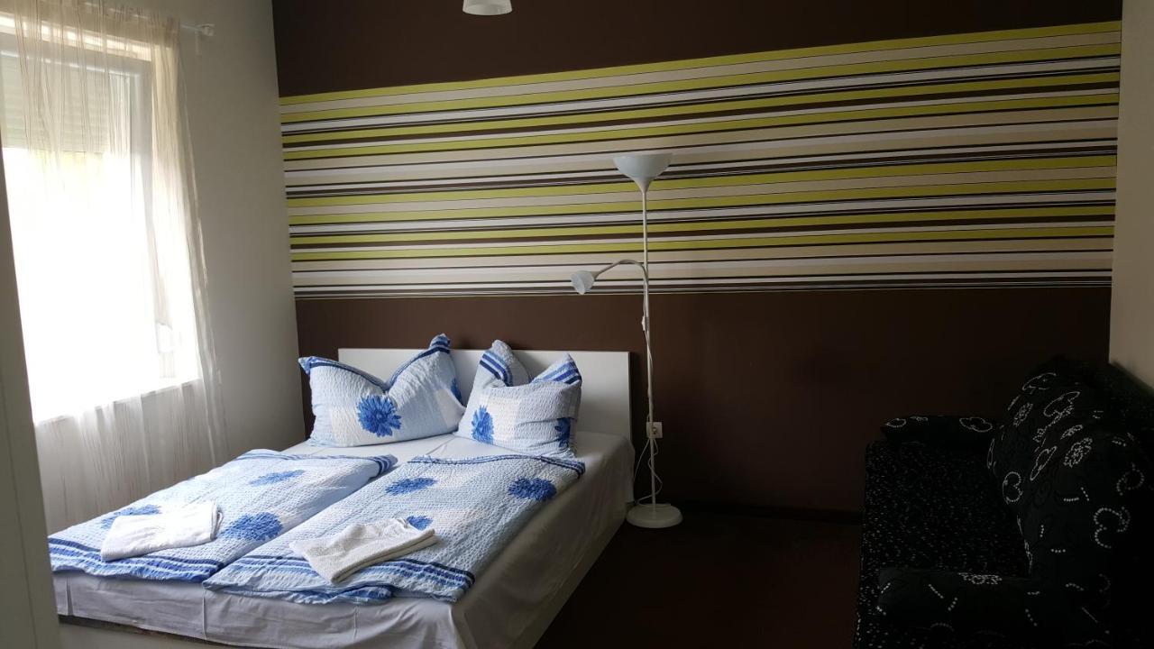 Doris Apartments Siofok Bagian luar foto